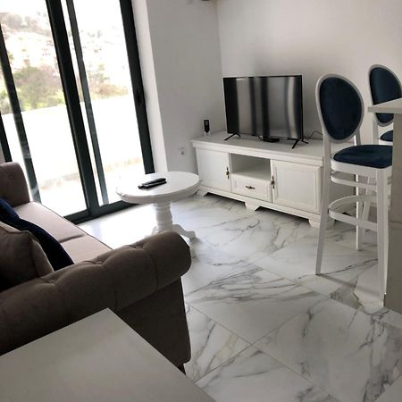 Apartment Apollo 2 Kotor Bagian luar foto