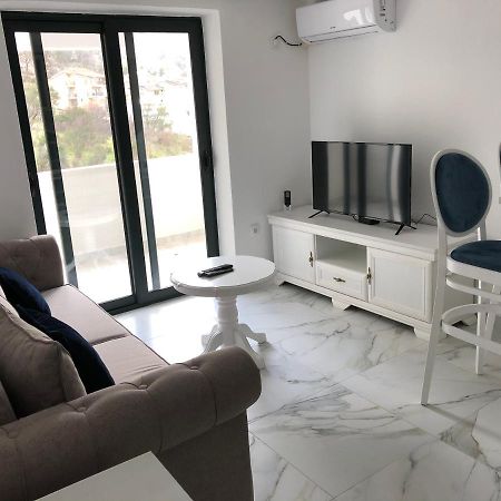 Apartment Apollo 2 Kotor Bagian luar foto