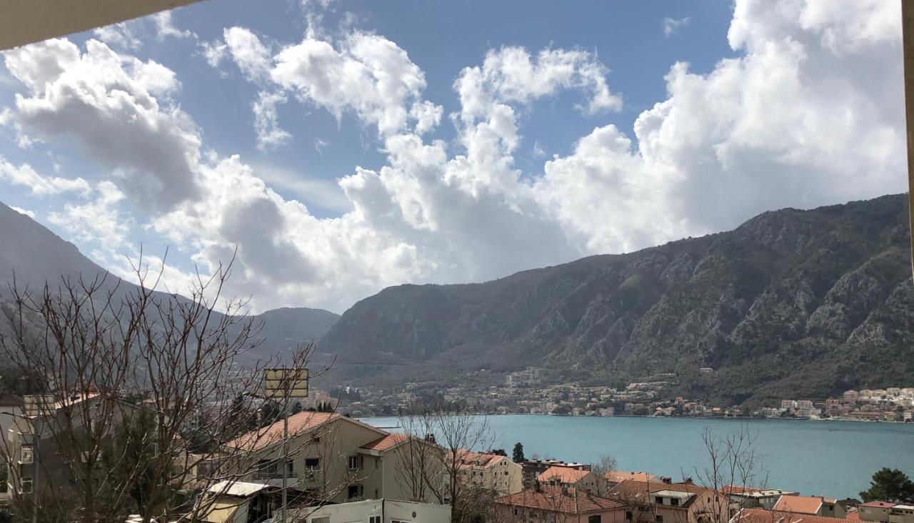 Apartment Apollo 2 Kotor Bagian luar foto